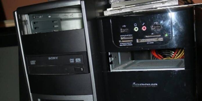 Lleva tus aparatos electrónicos que no sirven. Lleva tus aparatos electrónicos que no sirven.