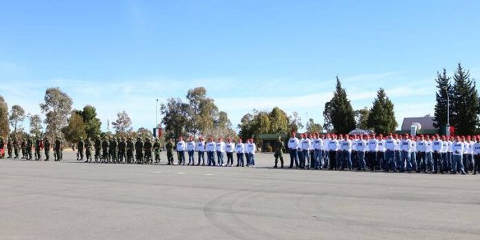 Decenas de jóvenes realizarán su servicio militar. Decenas de jóvenes realizarán su servicio militar.