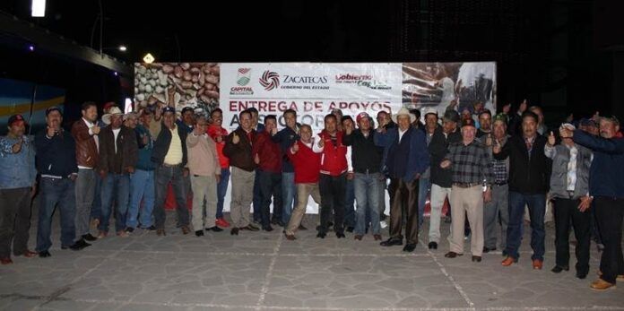 Apoyan autoridades con gastos Apoyan autoridades con gastos