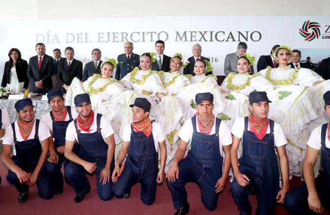 aniversario ejercito 1