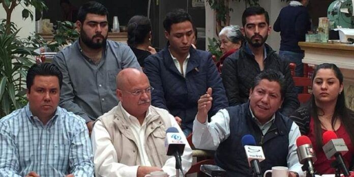 David Monreal con simpatizantes David Monreal con simpatizantes