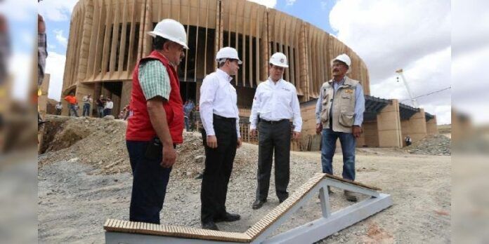 Funcionarios visitaron la obra