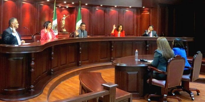 Sesión pública del Trijez Sesión pública del Trijez
