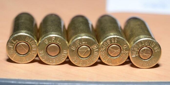 El sujeto traía cartuchos de arma de fuego