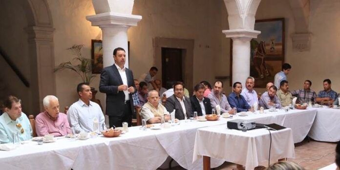 Gobernador electo se reúne con líderes jerezanos Gobernador electo se reúne con líderes jerezanos
