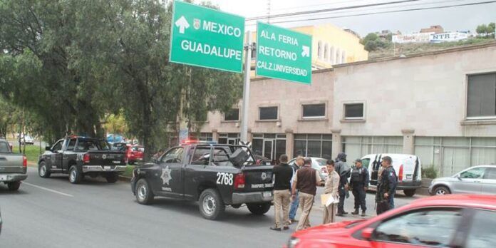 Llevan la unidad al corralón Llevan la unidad al corralón