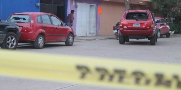 Policías acordonaron la zona Policías acordonaron la zona