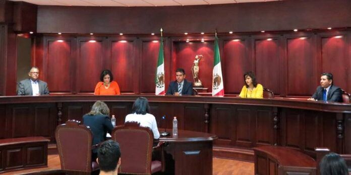 Se realizó una sesión pública. Se realizó una sesión pública.