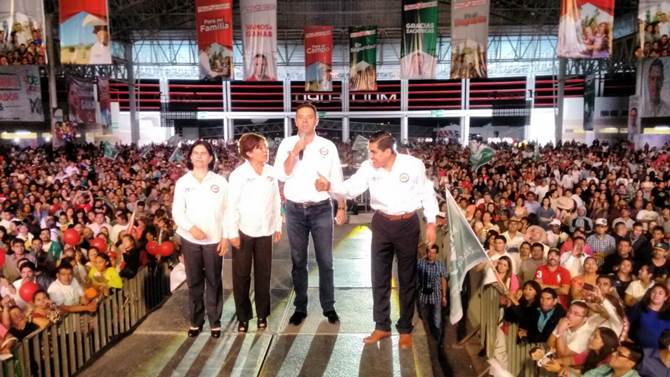 Tello con candidatos de Guadalupe y Zacatecas Tello con candidatos de Guadalupe y Zacatecas