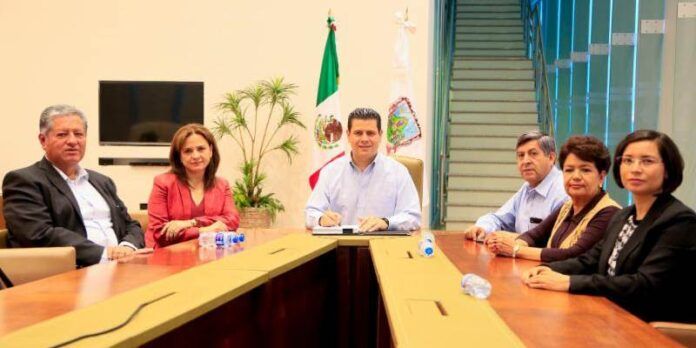Gobernador y funcionarios Gobernador y funcionarios