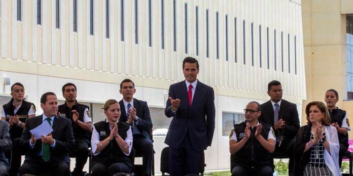Peña Nieto en evento en Toluca