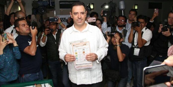 Alejandro Tello, candidato a gobernador Alejandro Tello, candidato a gobernador