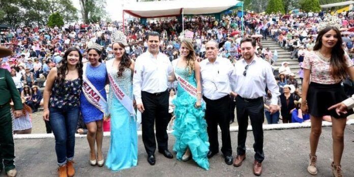 Miguel Alonso encabezó la celebración Miguel Alonso encabezó la celebración