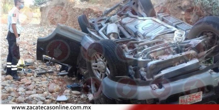 La Explorer cayó a un arroyo La Explorer cayó a un arroyo