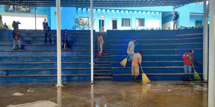 Realizan labores de limpieza Realizan labores de limpieza