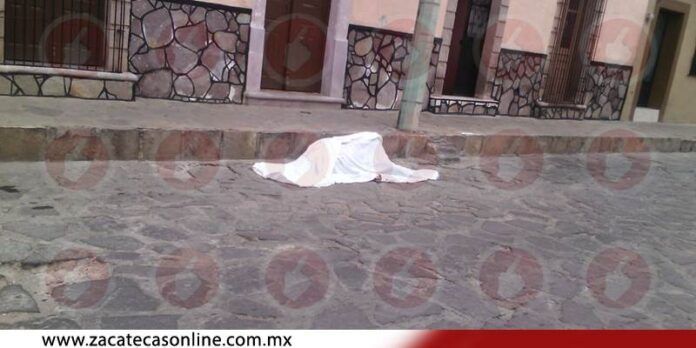 El cuerpo en zona centro del municipio El cuerpo en zona centro del municipio