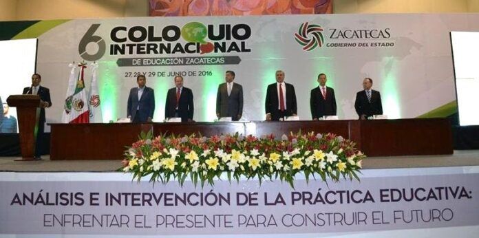 Autoridades presentes en el evento