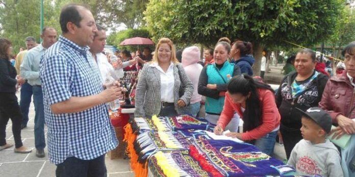 Gerardo Luna clausura cursos
