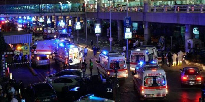 Cuerpos de emergencia en el aeropuerto Cuerpos de emergencia en el aeropuerto