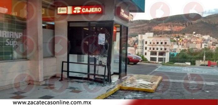 Ubicado en estacionamiento de Soriana Súper