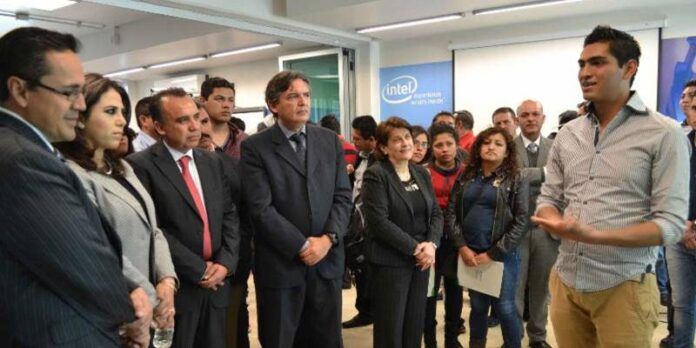 Estará ubicado en el laboratorio de Software libre.