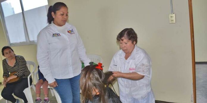 Corte de pelo con cuota mínima. (Cortesía) Corte de pelo con cuota mínima. (Cortesía)