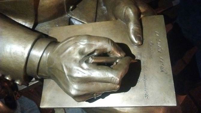 escultura.jpg