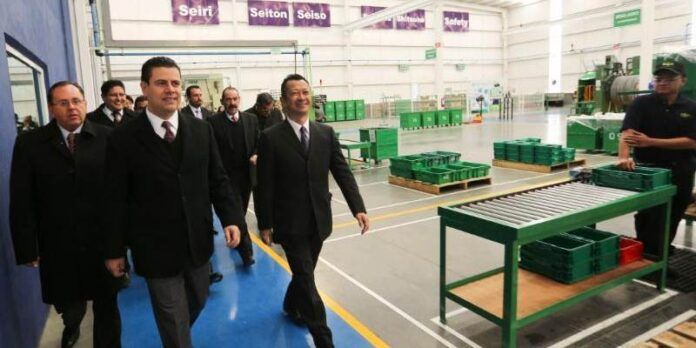 Miguel Alonso inaugura la planta Miguel Alonso inaugura la planta