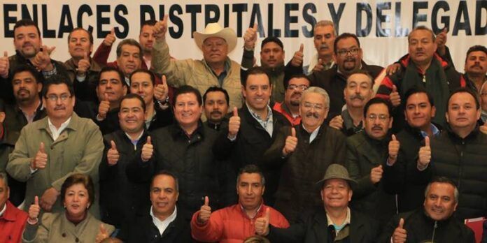 Entregó nombramientos en municipios.