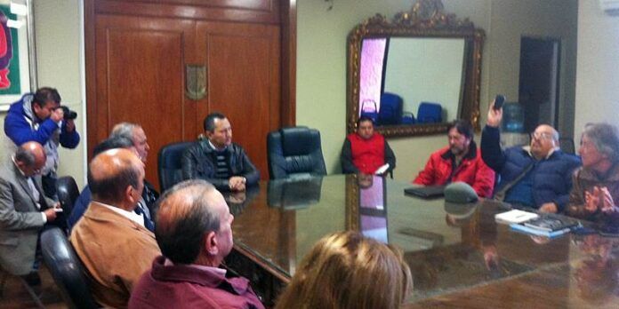 Reunión de inconformes con autoridades Reunión de inconformes con autoridades