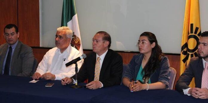 Pedro de León en rueda de prensa Pedro de León en rueda de prensa