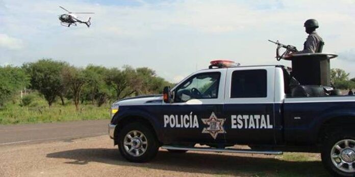 Policías estatales respondieron a la agresión.