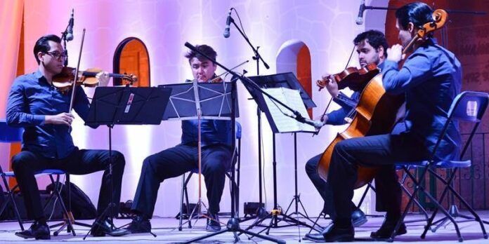 Se presentó el cuarteto Aldebarán. Se presentó el cuarteto Aldebarán.