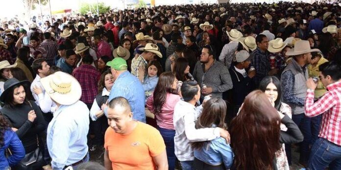 Diversos eventos atraen visitantes Diversos eventos atraen visitantes