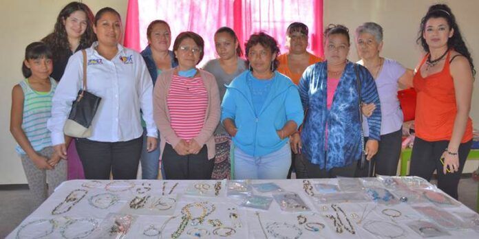 Muestran sus creaciones