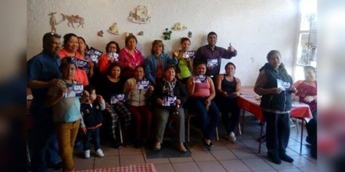 Simpatizantes del aspirante a alcalde Simpatizantes del aspirante a alcalde
