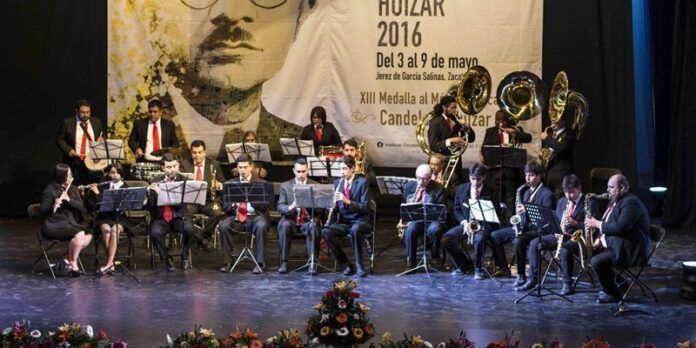 Concierto en Teatro Hinojosa Concierto en Teatro Hinojosa
