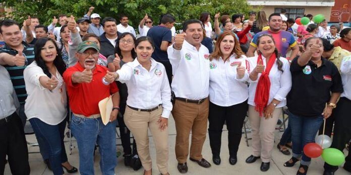 Candidatos se comprometen a trabajar por Guadalupe. Candidatos se comprometen a trabajar por Guadalupe.