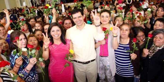 Rafael Flores Mendoza. Rafael Flores Mendoza.