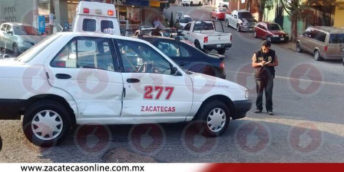 El taxi resultó más afectado. El taxi resultó más afectado.