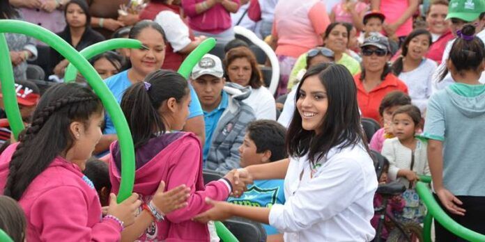 Isadora Santivañez. Isadora Santivañez.