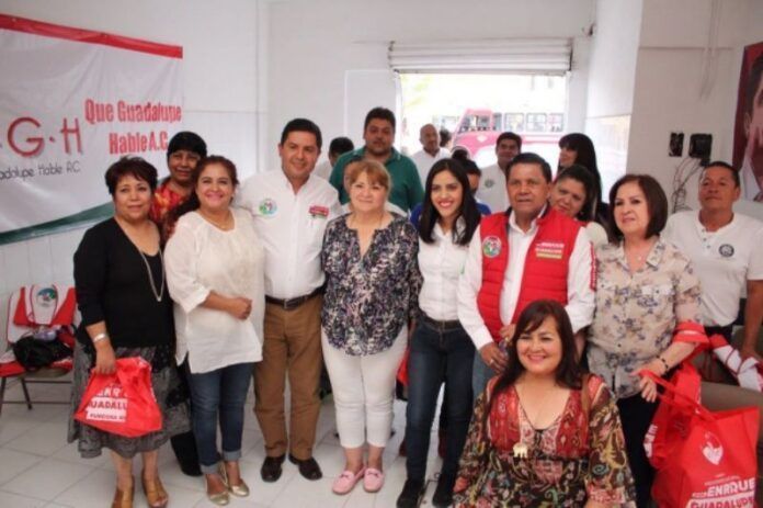 Enrique Flores se compromete a reactivar el comercio del centro de Guadalupe. Enrique Flores se compromete a reactivar el comercio del centro de Guadalupe.