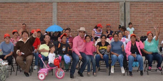 Lolo Hernández pide confianza de guadalupenses. Lolo Hernández pide confianza de guadalupenses.