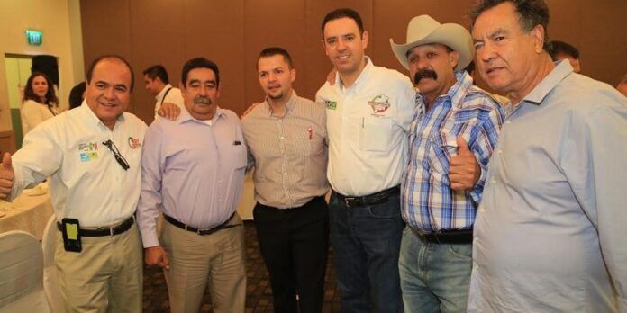 Reunión con la Asociación de Gasolineros de Zacatecas Reunión con la Asociación de Gasolineros de Zacatecas