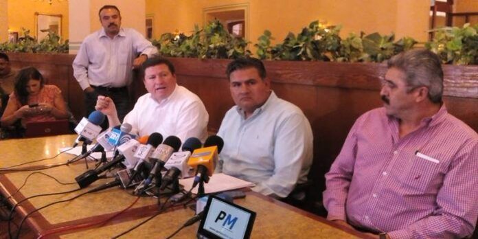 Víctor Armas es candidato a diputado por el PVEM. Víctor Armas es candidato a diputado por el PVEM.
