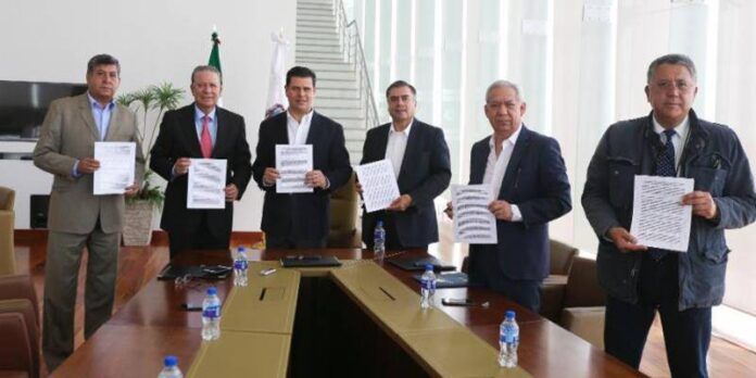 El plazo a pagar es en 6 años. El plazo a pagar es en 6 años.