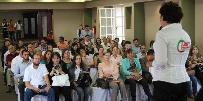 Judit Guerrero presentó sus propuestas Judit Guerrero presentó sus propuestas