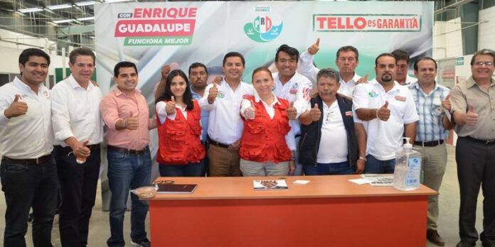 Candidatos y equipo de Primero Zacatecas. Candidatos y equipo de Primero Zacatecas.