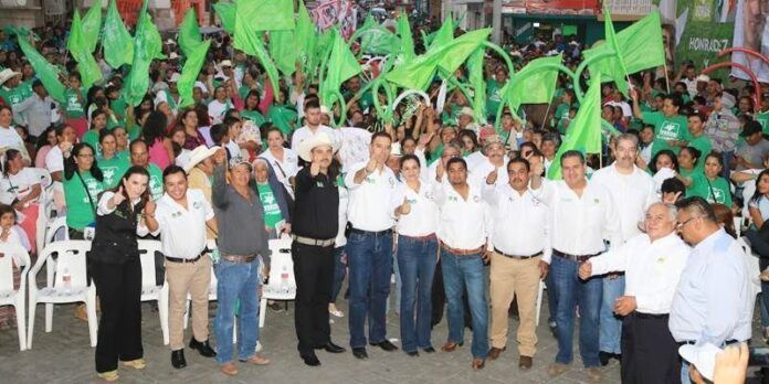 Candidato visita Pánfilo Natera Candidato visita Pánfilo Natera