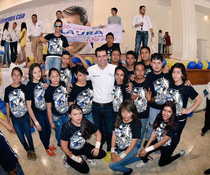 rafa-flores-jovenes-1.jpeg